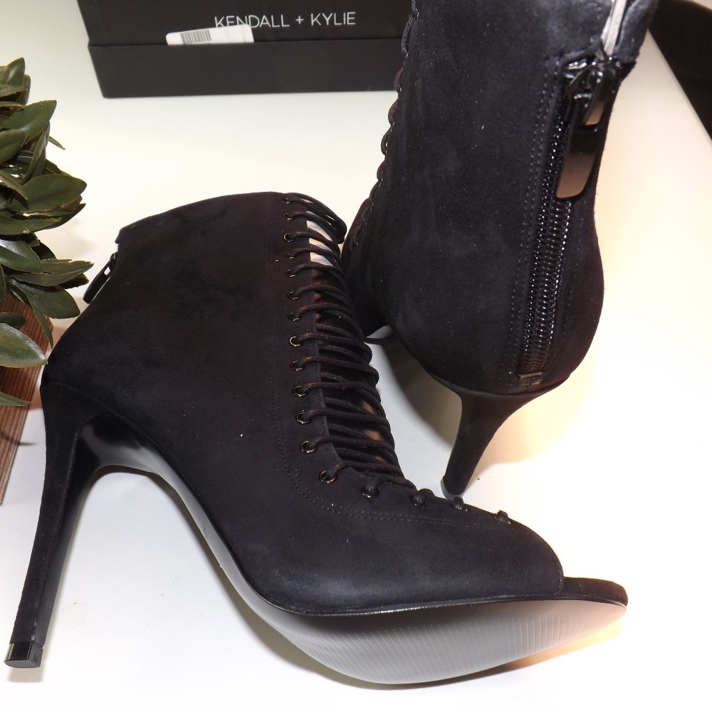 Kendall & Kylie Ginny Black Suede LaceUp Heels New - Picture 5 of 7